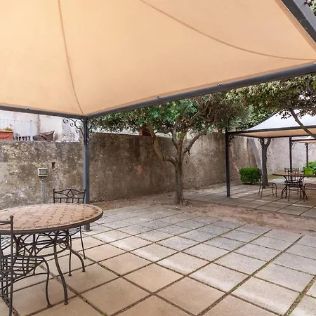 Apartment Castello Di A Mare *