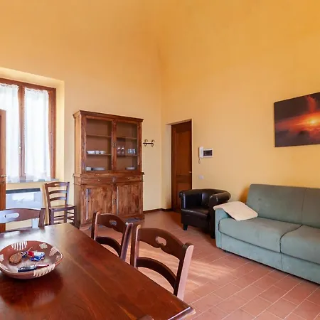 Castello Di A Mare Apartment *