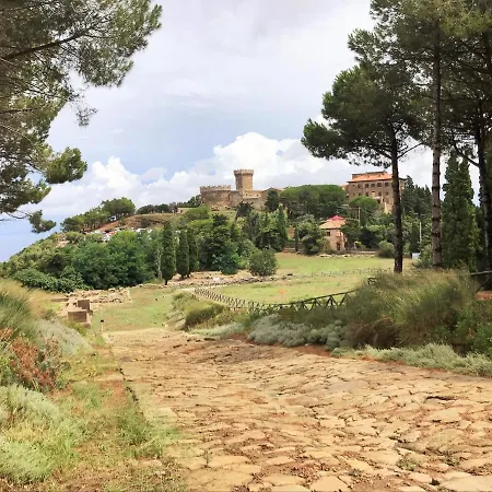 Castello Di A Mare * Populonia