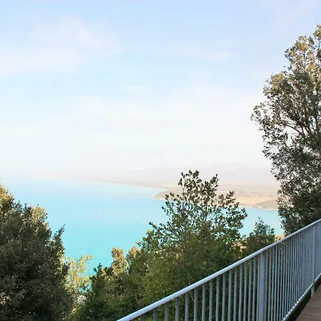 Castello Di A Mare Apartment *