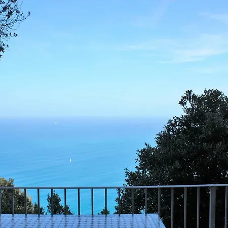 Castello Di A Mare Apartment
