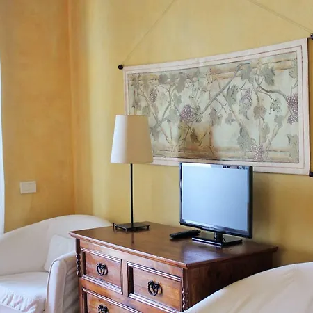 Castello Di A Mare Apartment Populonia