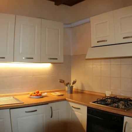 Castello Di A Mare Apartment