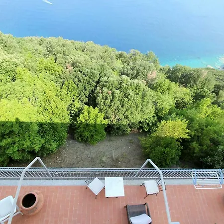 Castello Di A Mare Apartment Populonia