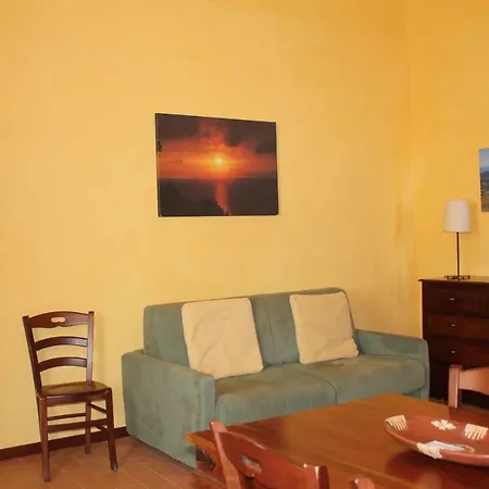 Castello Di A Mare Apartment *